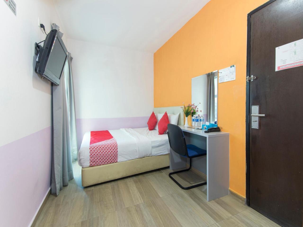 City Kuchai Hotel -Kuchai Lama,쿠알라룸푸르 외부 사진